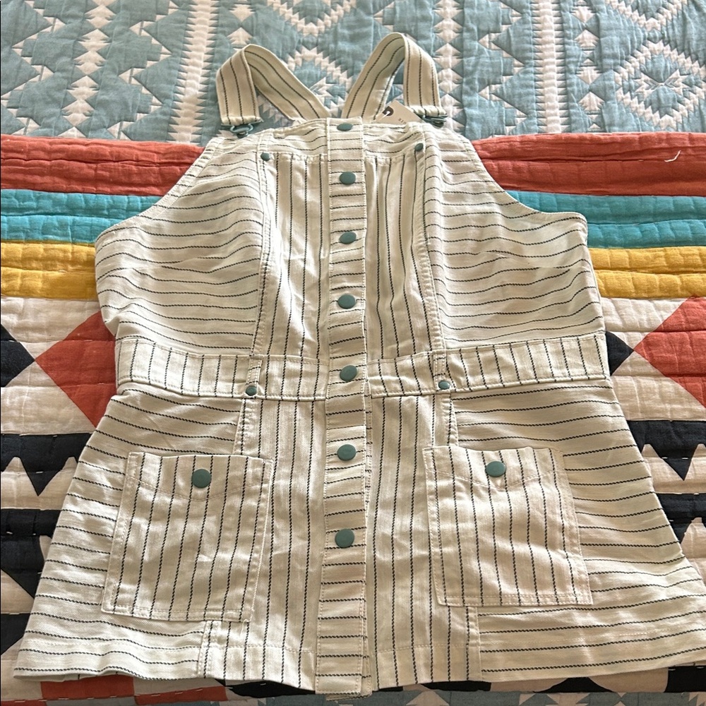 Anthropology overall top